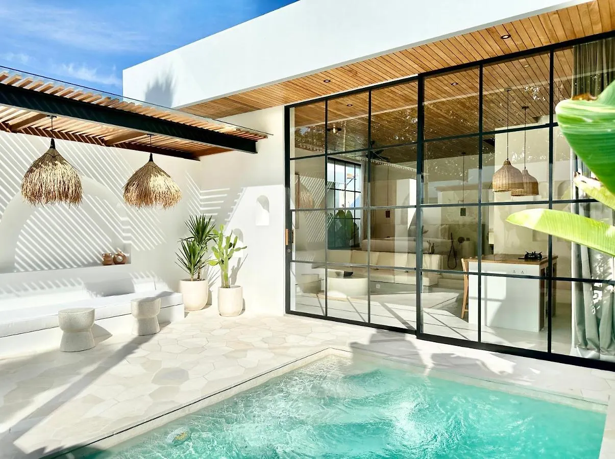 The Suites By The Young Villas Uluwatu  0*, Uluwatu (Bali) Indonesia