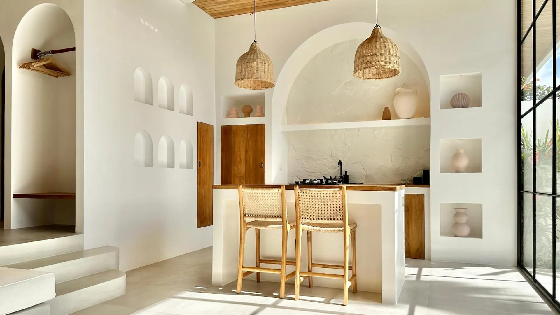 The Suites By The Young Villas Uluwatu  0*, Uluwatu (Bali) Indonesia
