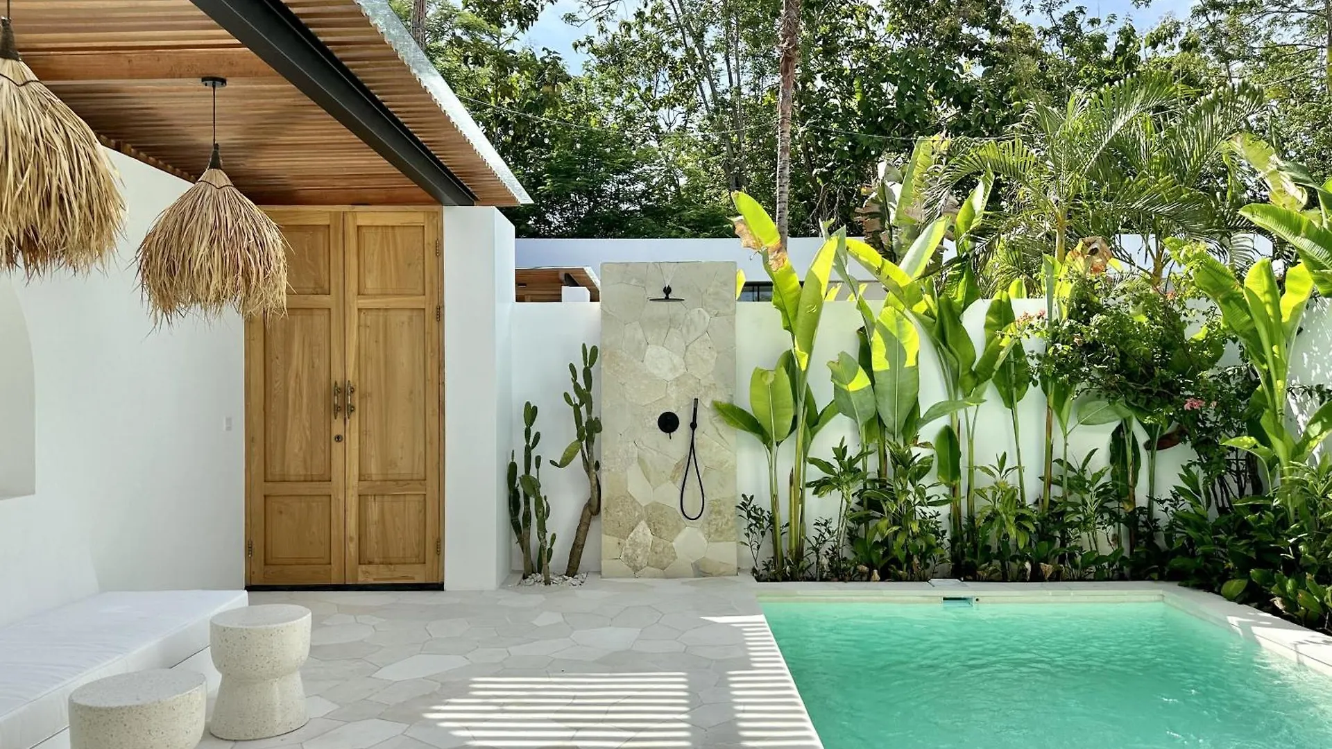 The Suites By The Young Villas Uluwatu